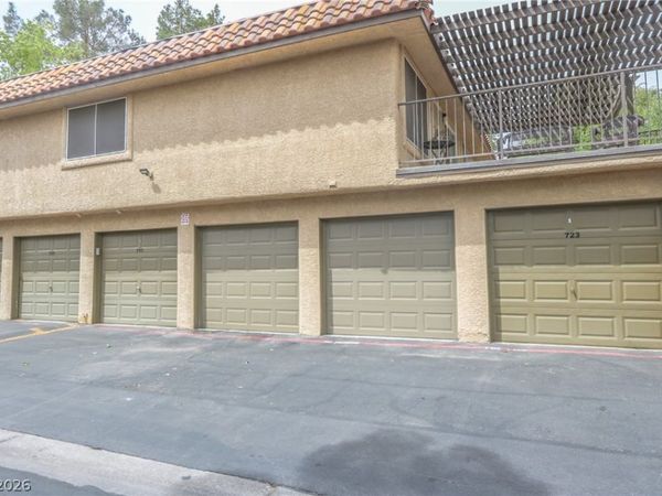 721 Nectarine Court , Henderson, NV 89014
