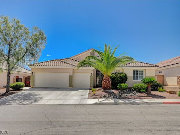 5669 Victoria Regina Avenue , Las Vegas, NV 89139