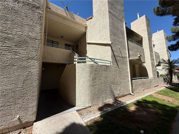 960 N Sloan Lane , Unit 204, Las Vegas, NV 89110