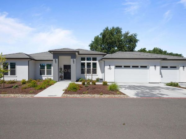 8907 Maple Hill Ln, Orangevale, CA 95662