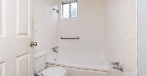 160 Arcade Blvd, Sacramento, CA 95815 Photo