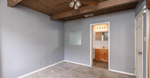 160 Arcade Blvd, Sacramento, CA 95815 Photo