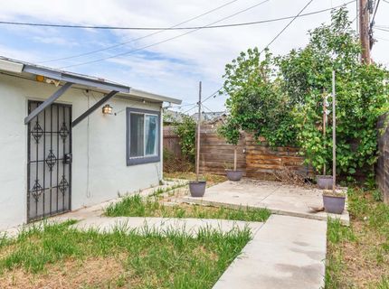 160 Arcade Blvd, Sacramento, CA 95815 Photo