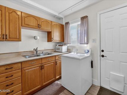 105 K Street, Sparks, NV 89431 Photo