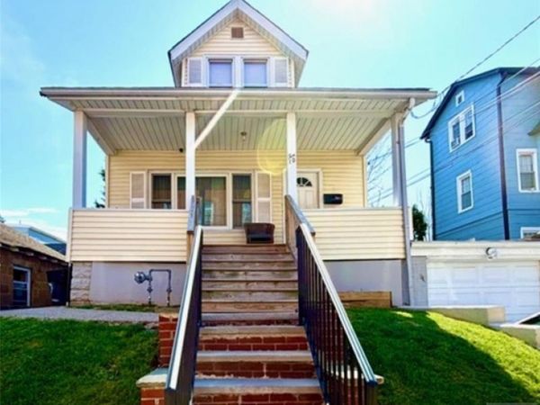 10 Fairview Place, BLOOMFIELD, NJ 07003