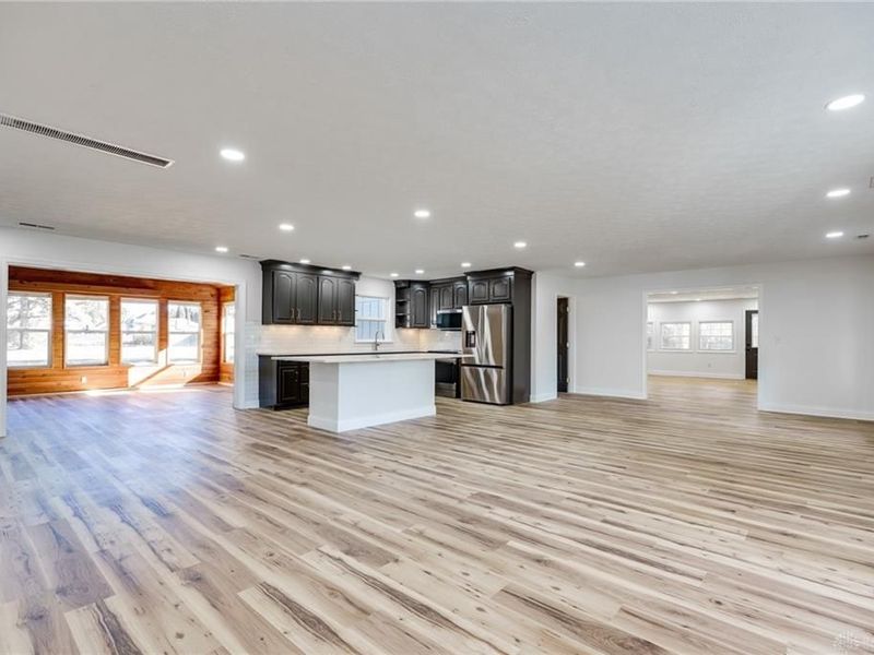 9550 Paragon Road, Dayton, OH 45458 Photo 19