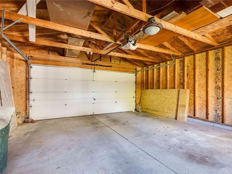 9550 Paragon Road, Dayton, OH 45458 Photo 48