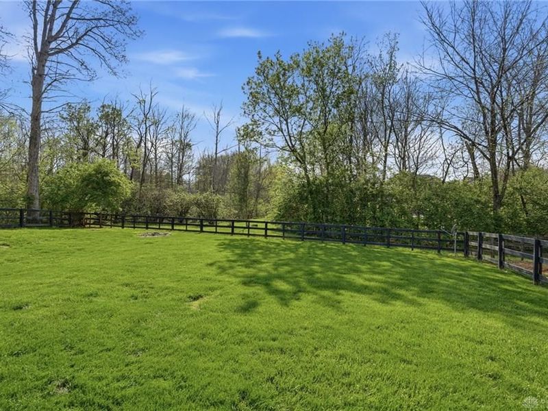 7259 Maple Leaf Court, Liberty Township, OH 45044 Photo 56