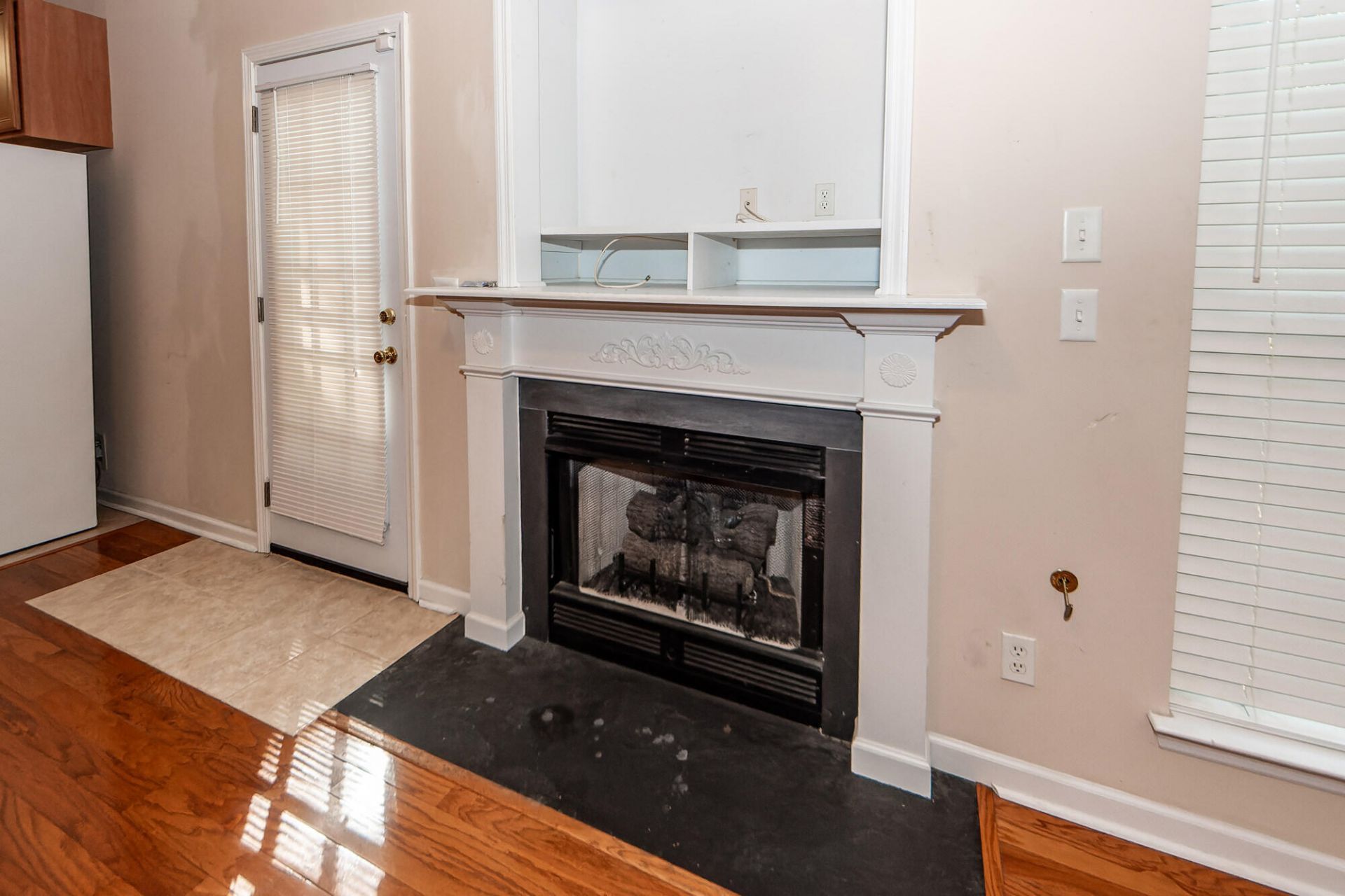 8340 Berringer Photo 18