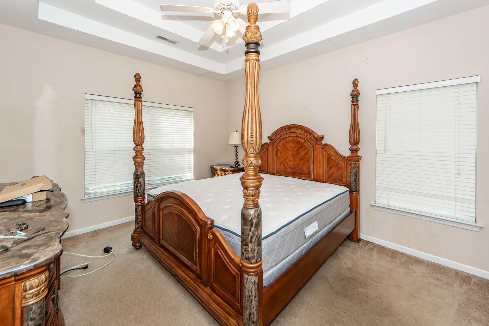 8340 Berringer Photo 22