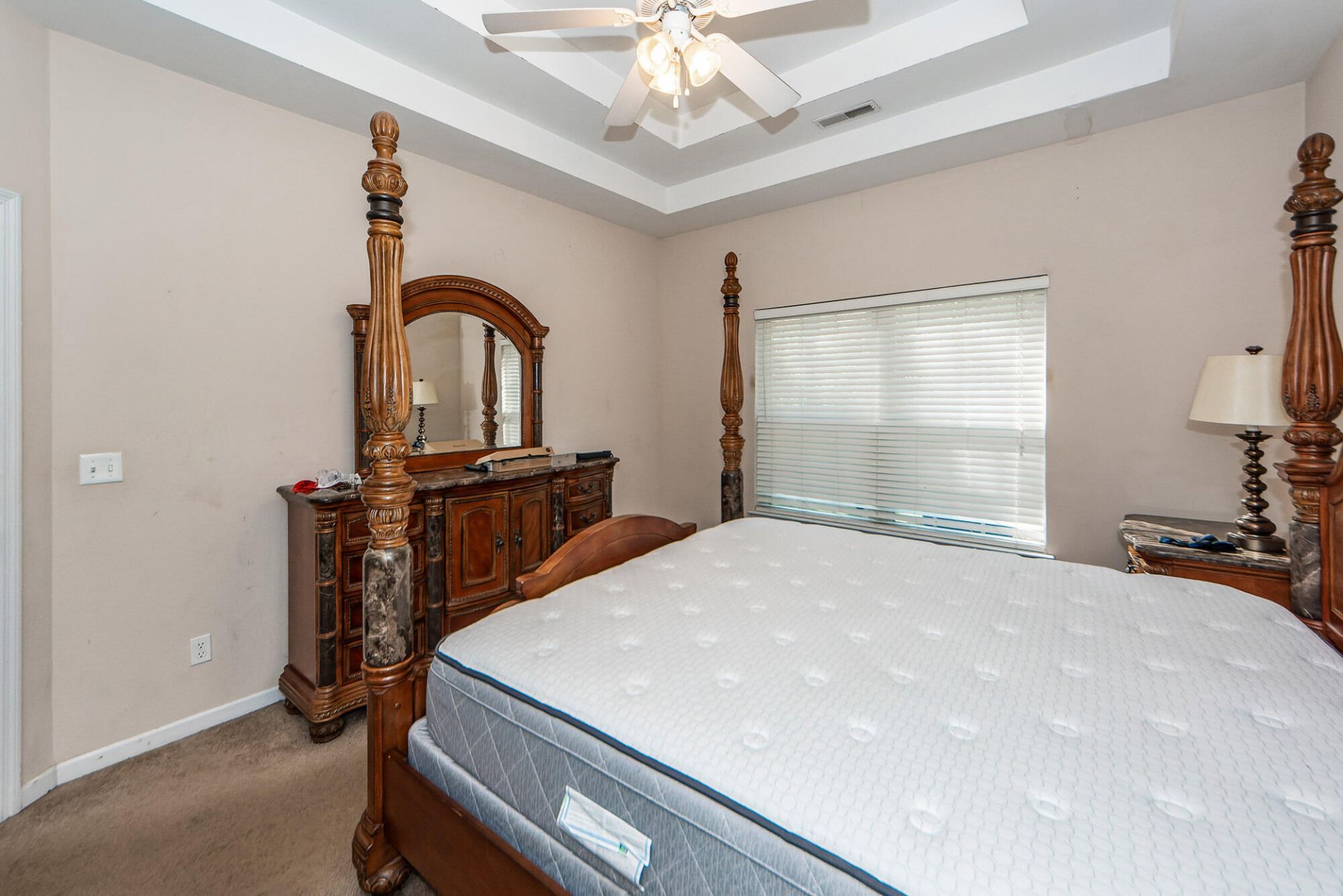 8340 Berringer Photo 24