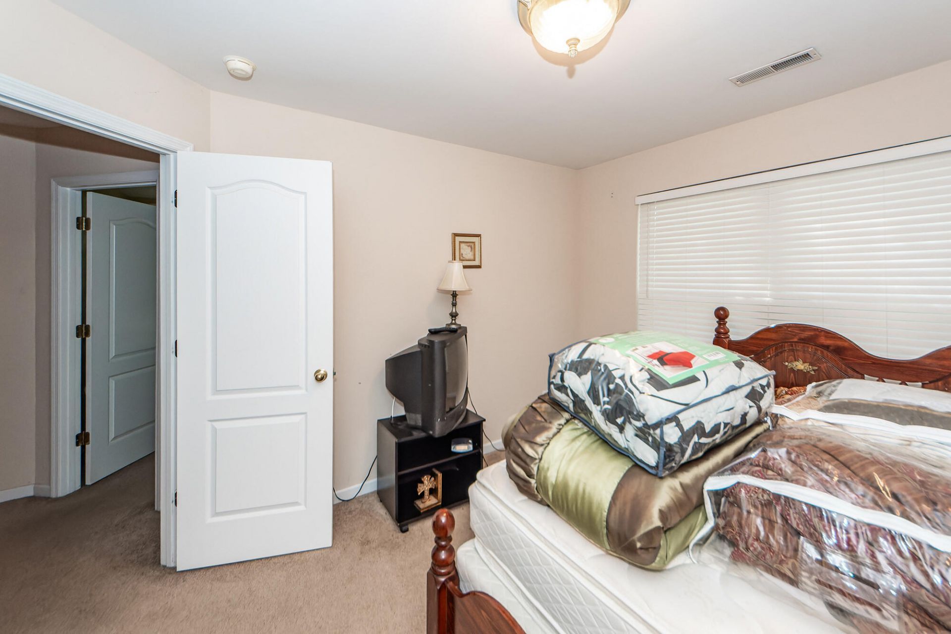 8340 Berringer Photo 41