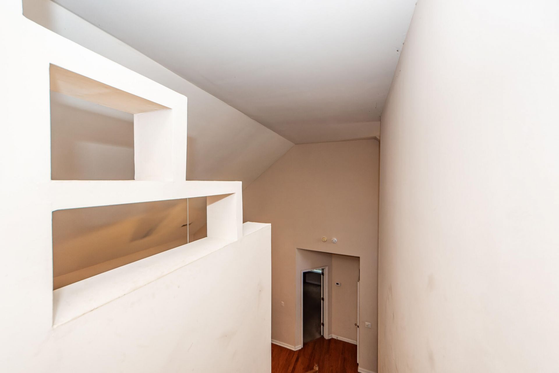 8340 Berringer Photo 42