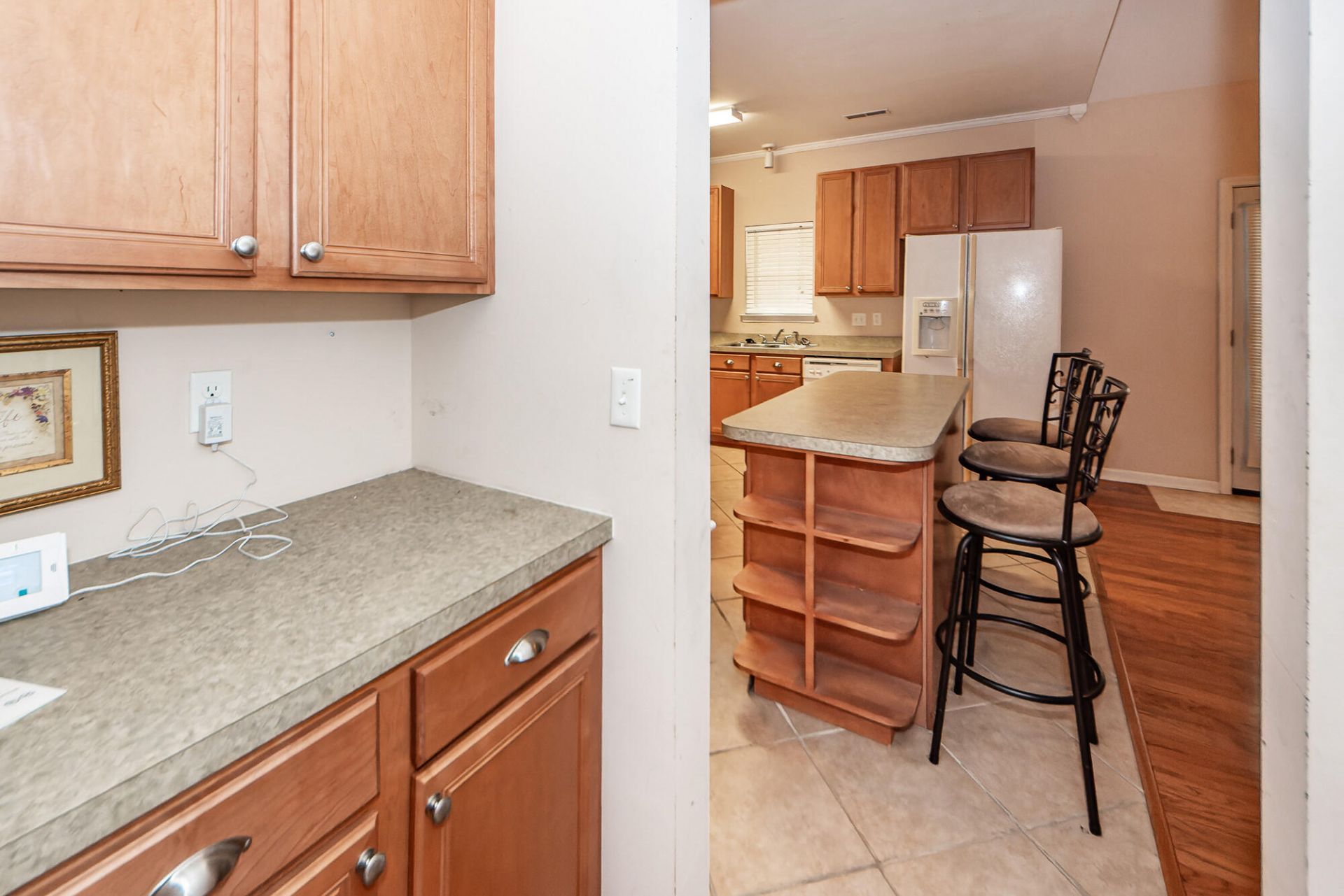 8340 Berringer Photo 6