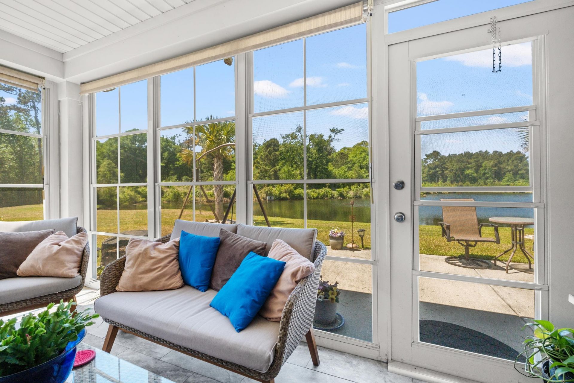 7018 River Bridge Ct  Photo 21