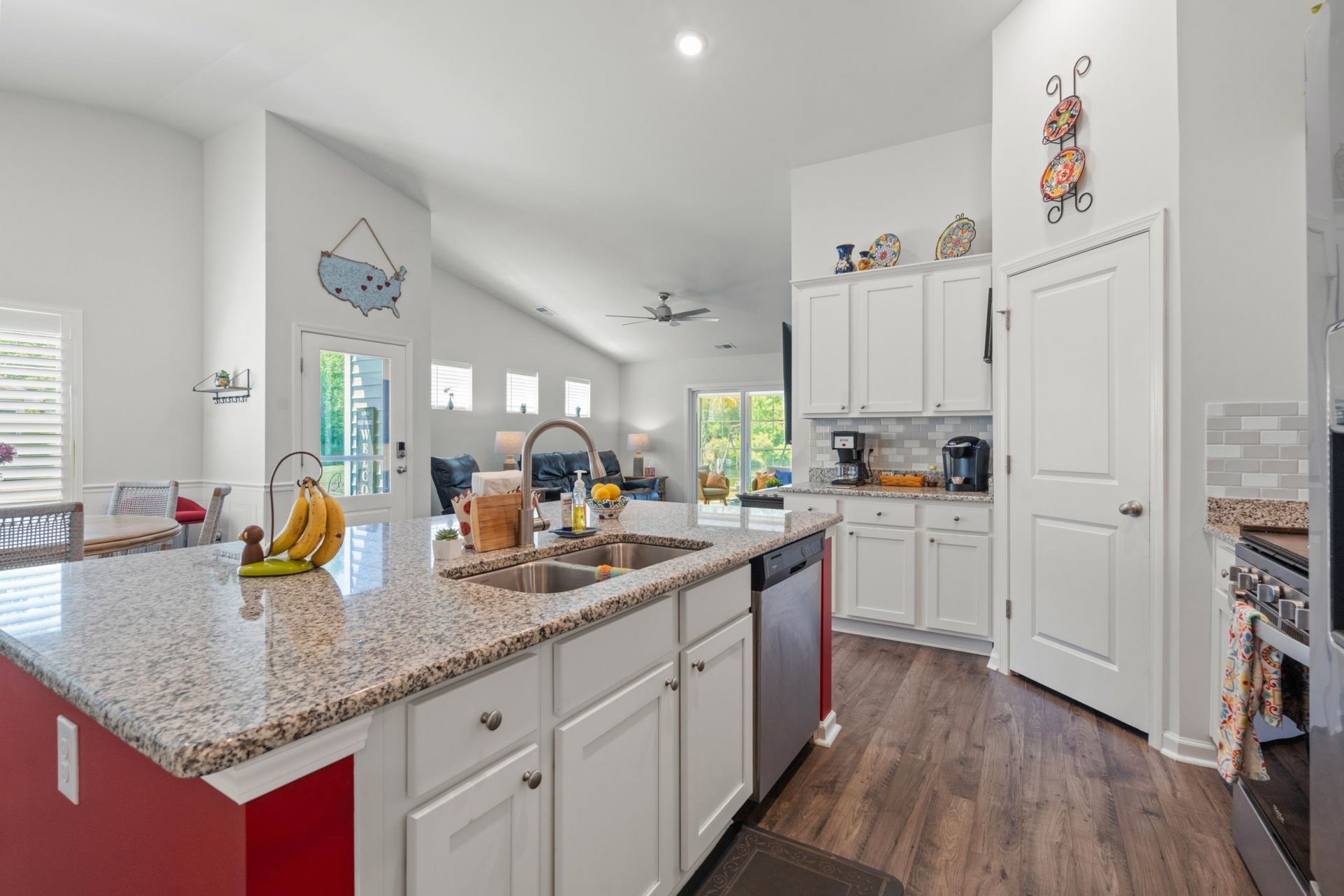 7018 River Bridge Ct  Photo 7