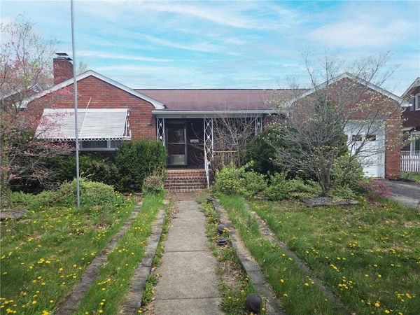 423 E Hazelcroft Ave , New Castle, PA 16105