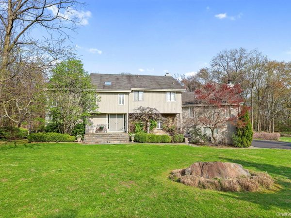 5 Deerfield Lane, Scarsdale, NY 10583