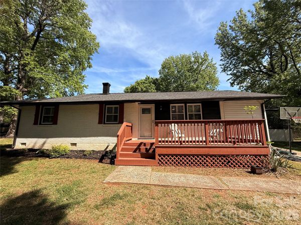 401 Rutland Drive, Charlotte, NC 28217