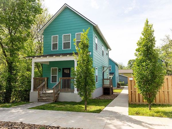 21 W 5th Street, Fayetteville, AR 72701