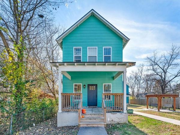 21 W 5th Street, Fayetteville, AR 72701