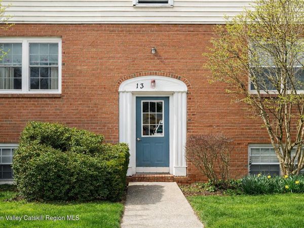 13 Huguenot Street, Unit 6, New Paltz, NY 12561