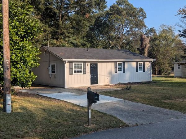 6085 Hotel Street, Austell, GA 30106