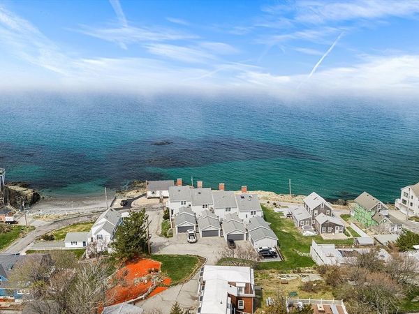 48 Valley Beach Ave, Unit 3, Hull, MA 02045