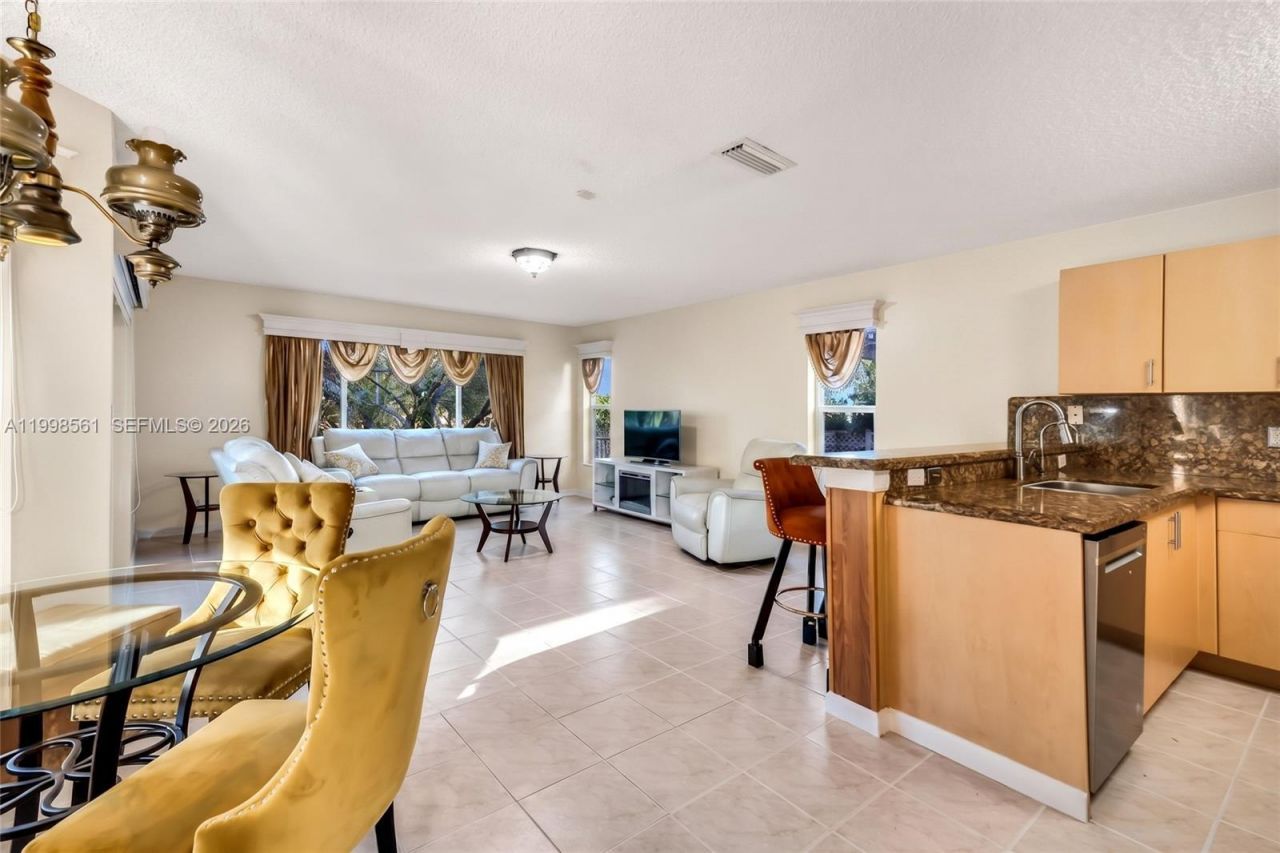 1941 SW 148th Way, Miramar, FL 33027 Photo