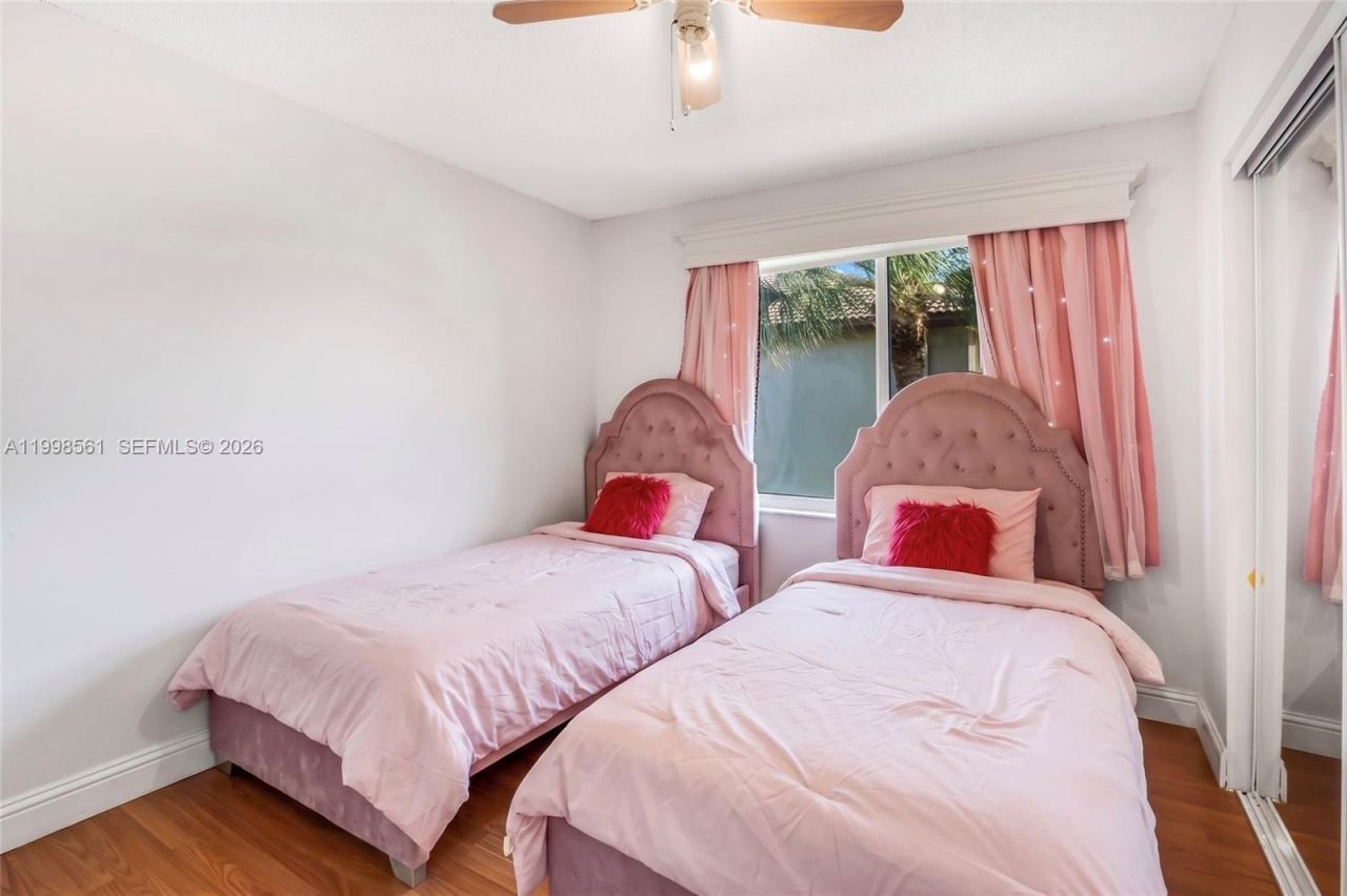 1941 SW 148th Way, Miramar, FL 33027 Photo