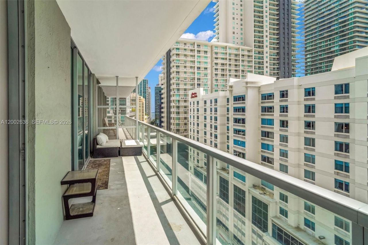 79 SW 12th St, Unit 1605, Miami, FL 33130 Photo