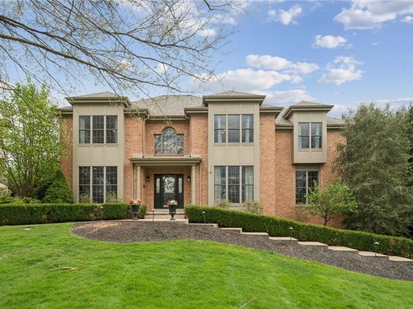 204 Laurel Oak Dr , Sewickley, PA 15143