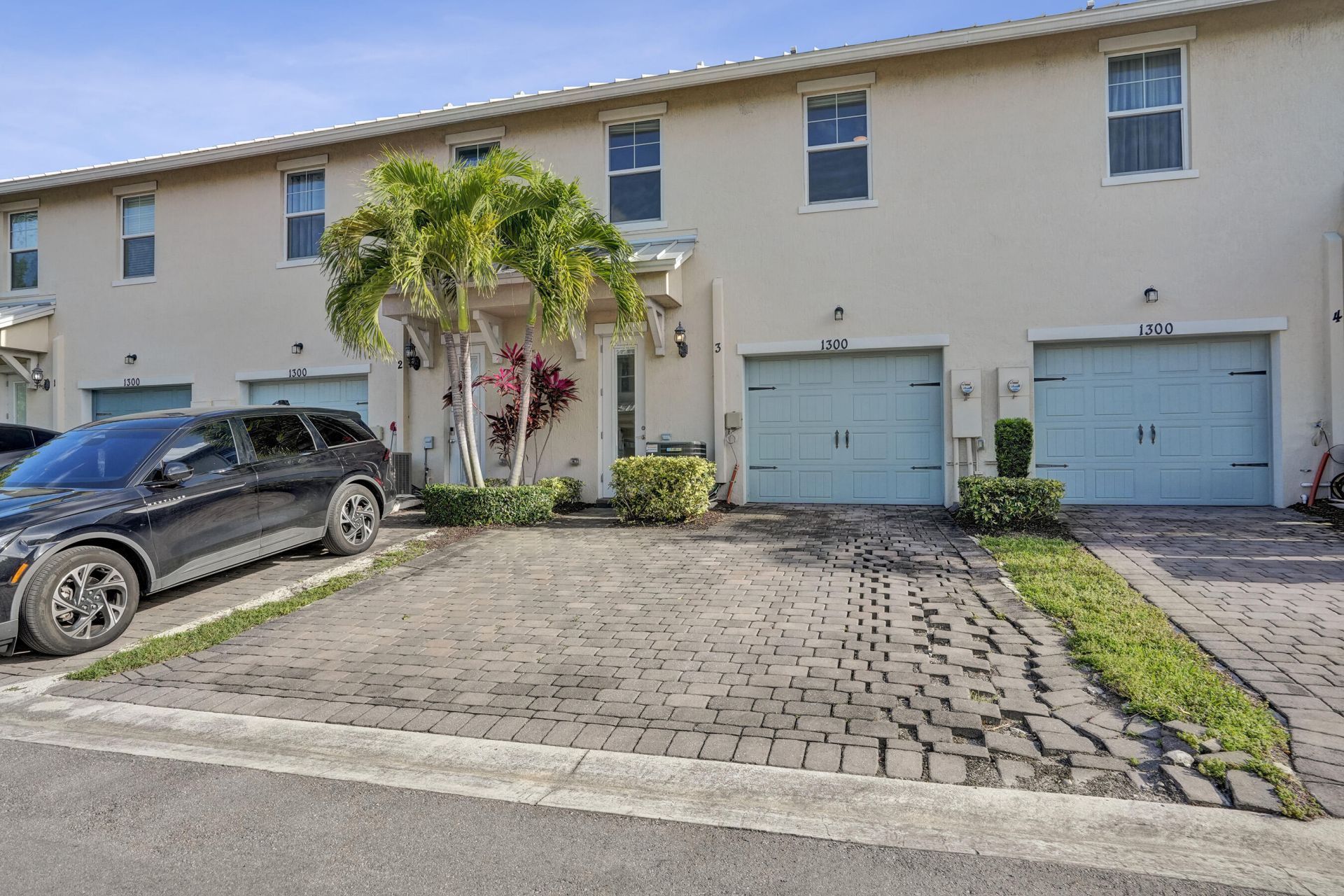 1300 Eucalyptus Drive, Unit 3, Hollywood, FL 33021 Photo