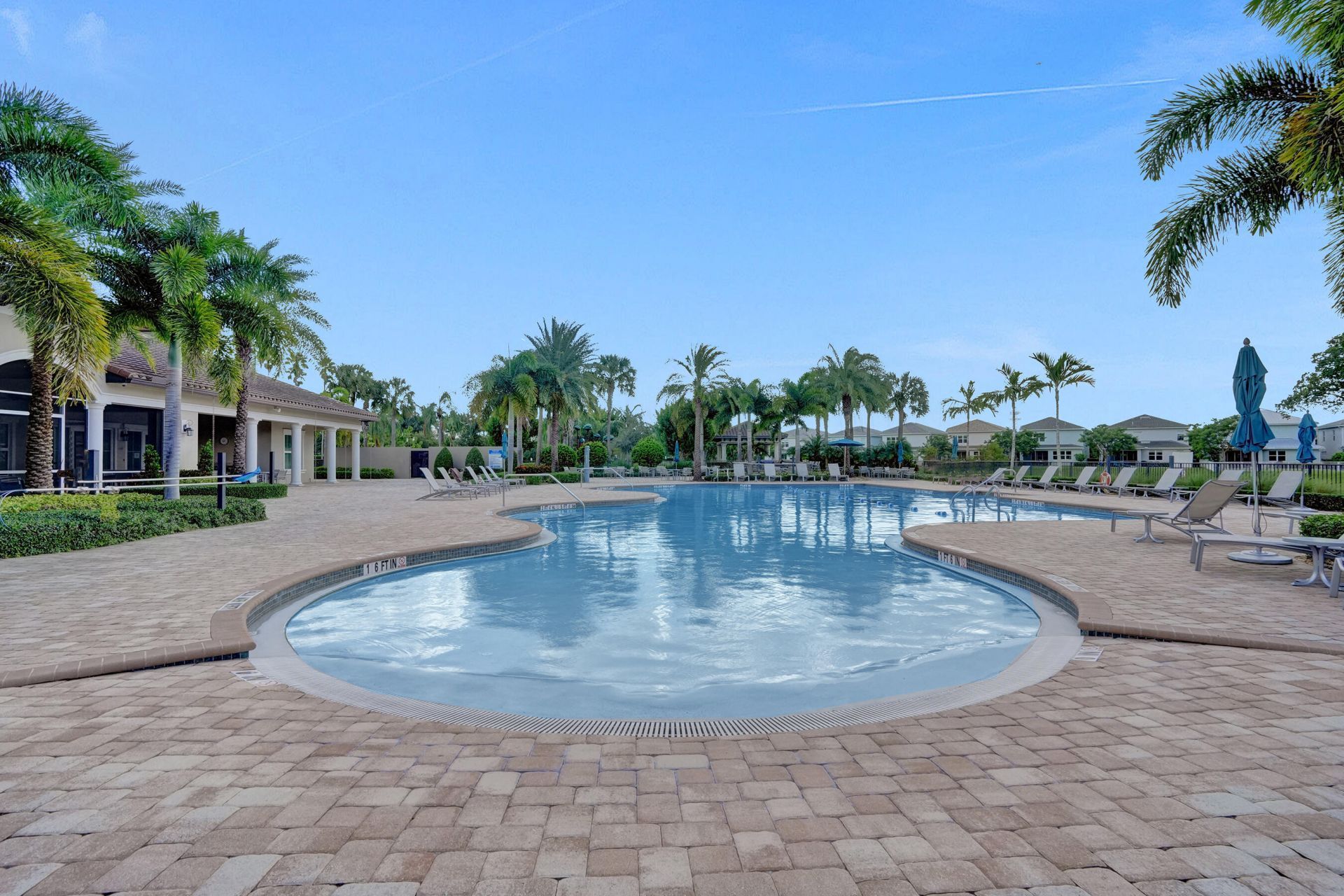 1300 Eucalyptus Drive, Unit 3, Hollywood, FL 33021 Photo