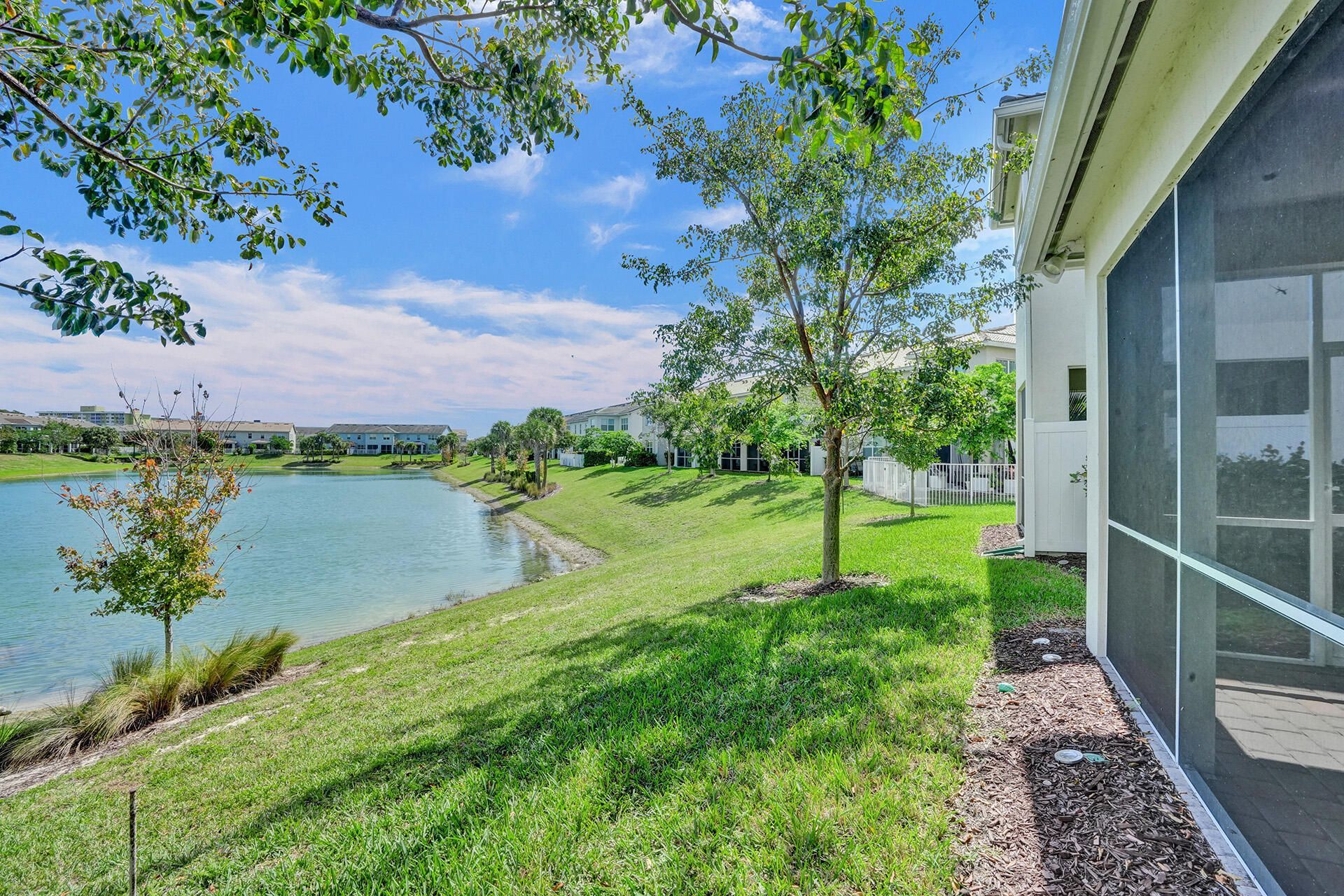 1300 Eucalyptus Drive, Unit 3, Hollywood, FL 33021 Photo