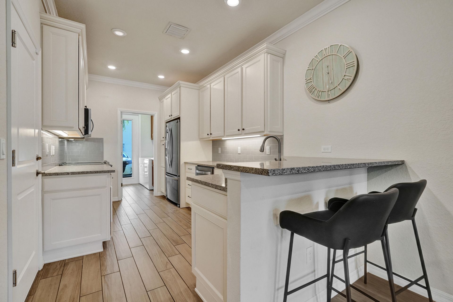 1300 Eucalyptus Drive, Unit 3, Hollywood, FL 33021 Photo