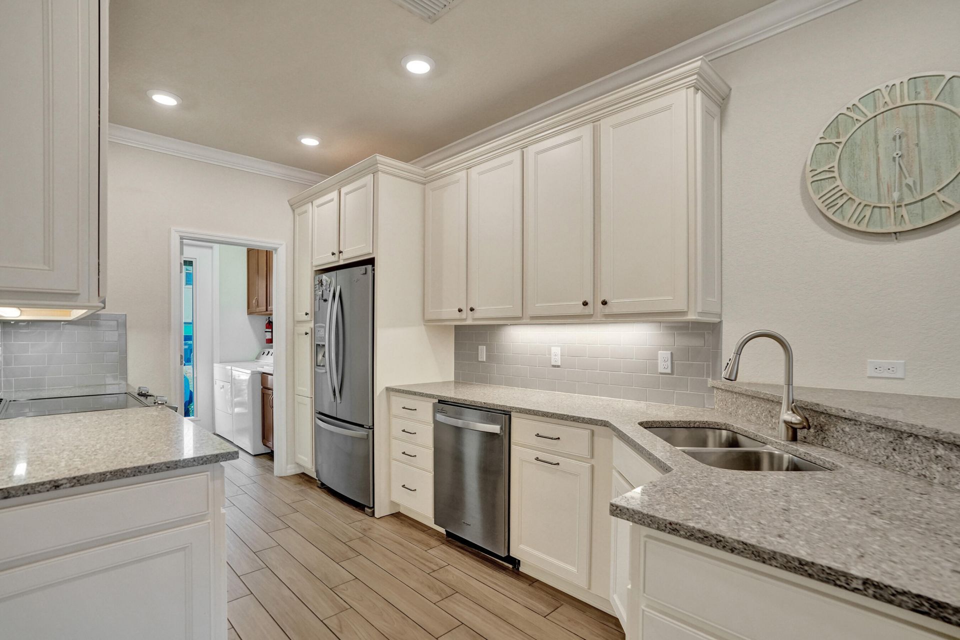 1300 Eucalyptus Drive, Unit 3, Hollywood, FL 33021 Photo