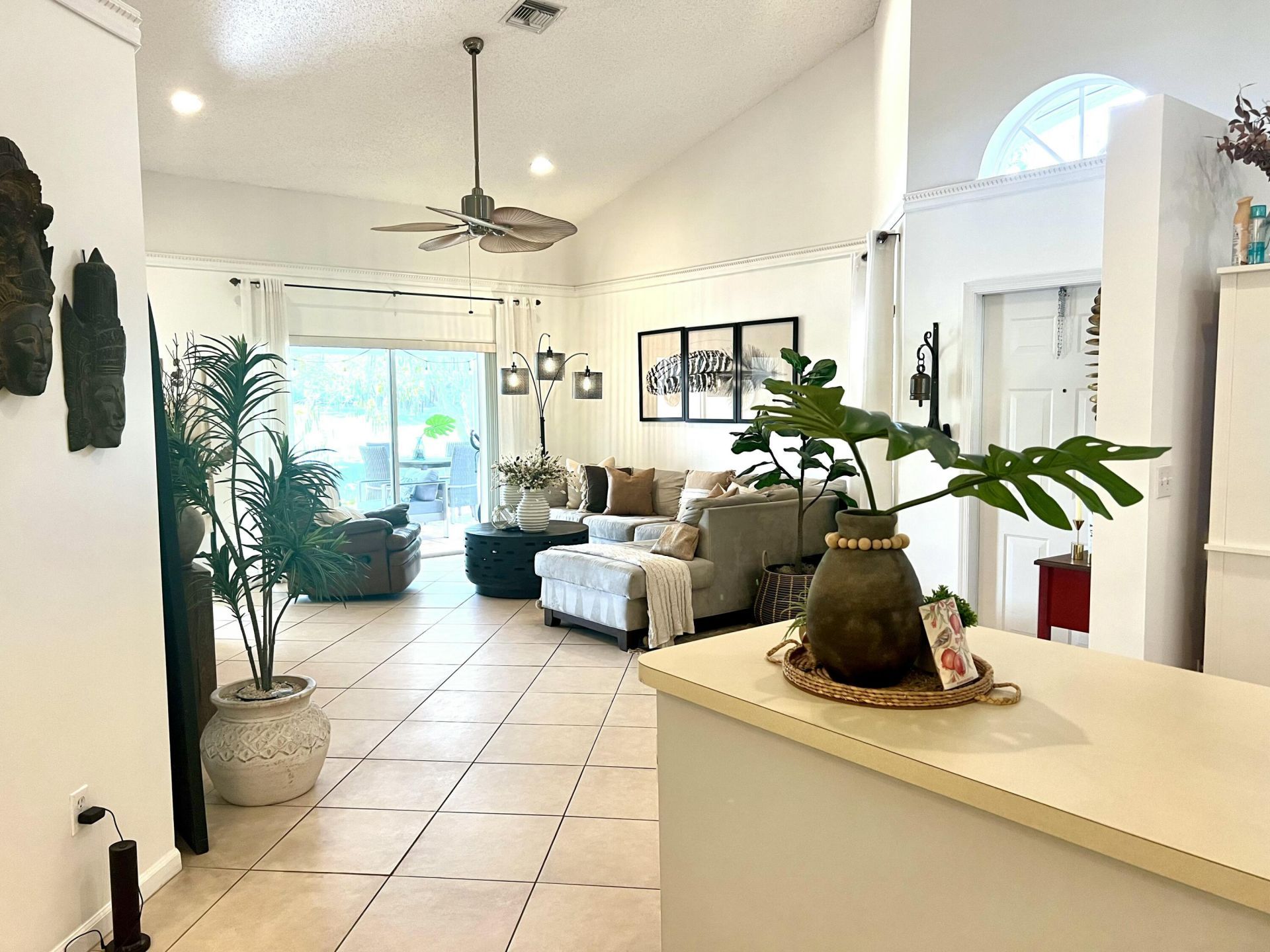 10614 Lake Shore Drive, Wellington, FL 33414 Photo