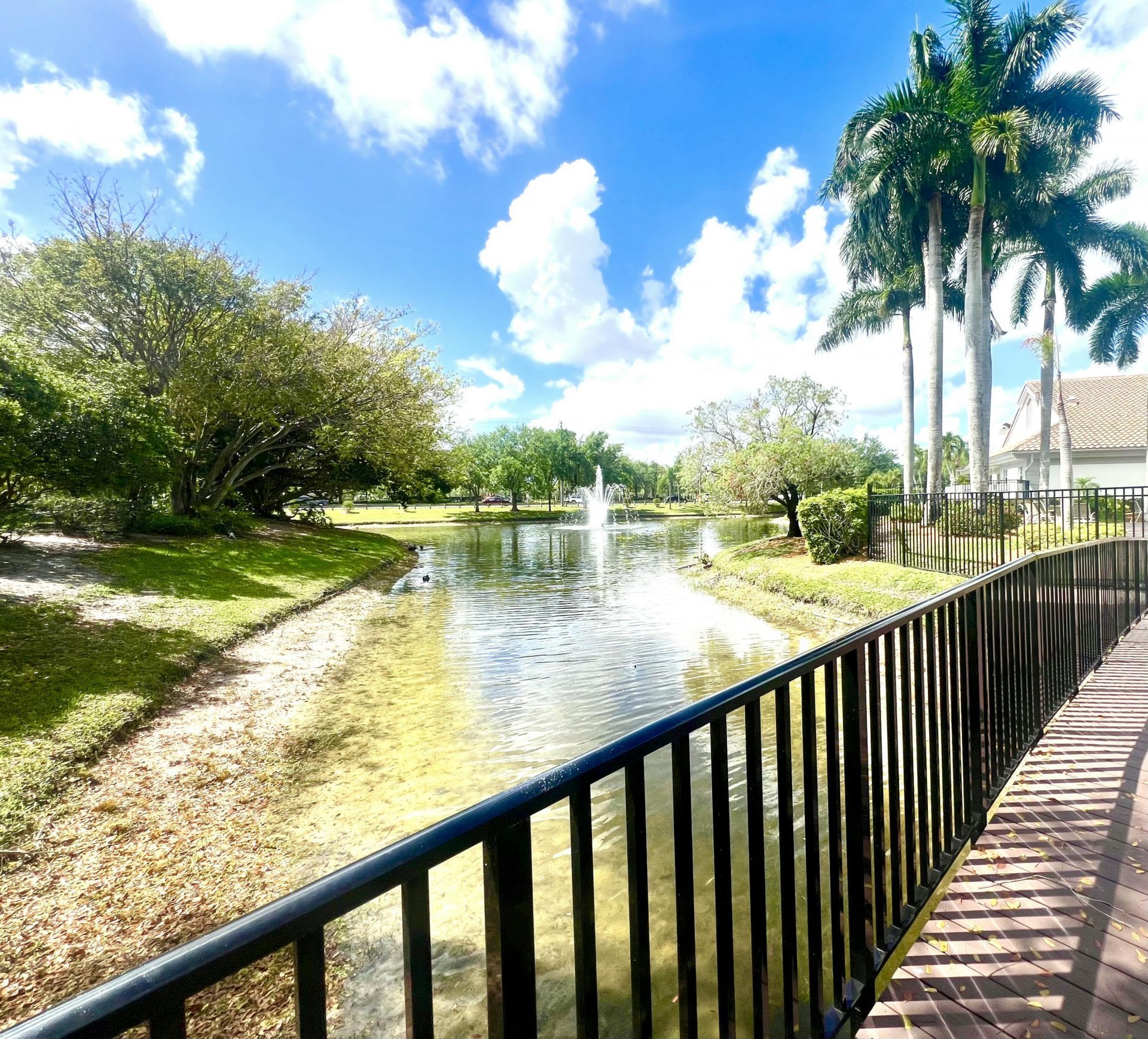 10614 Lake Shore Drive, Wellington, FL 33414 Photo