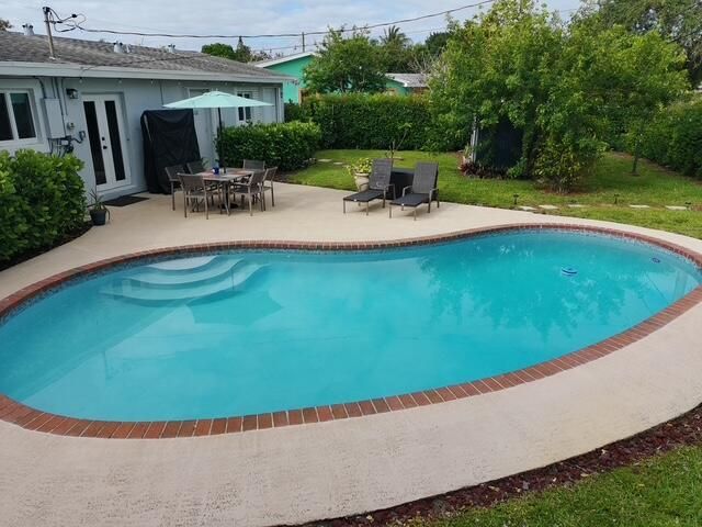 6321 Nowata Circle, Lake Worth, FL 33462 Photo