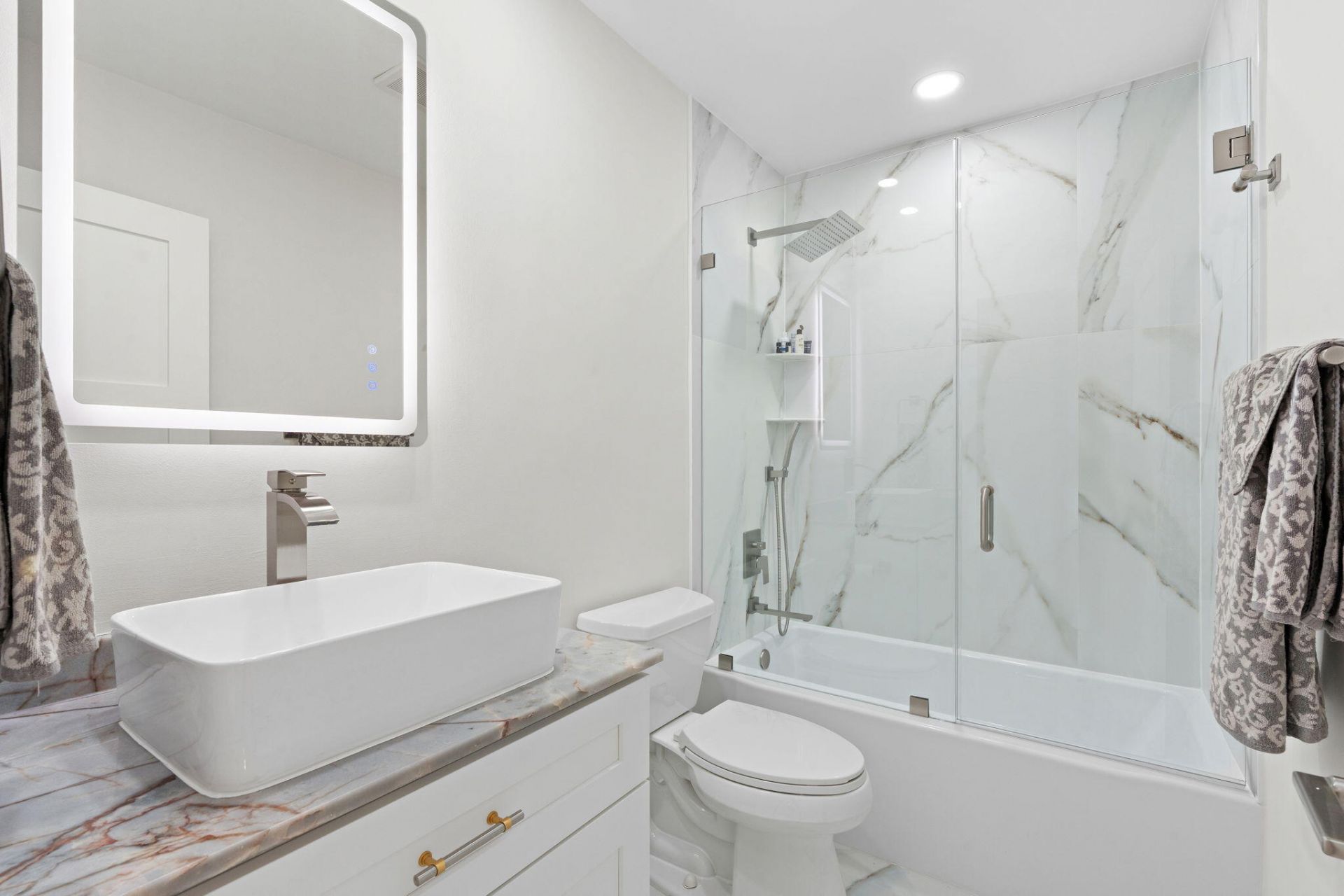 1114 W Cypress Drive, Unit V-8, Pompano Beach, FL 33069 Photo