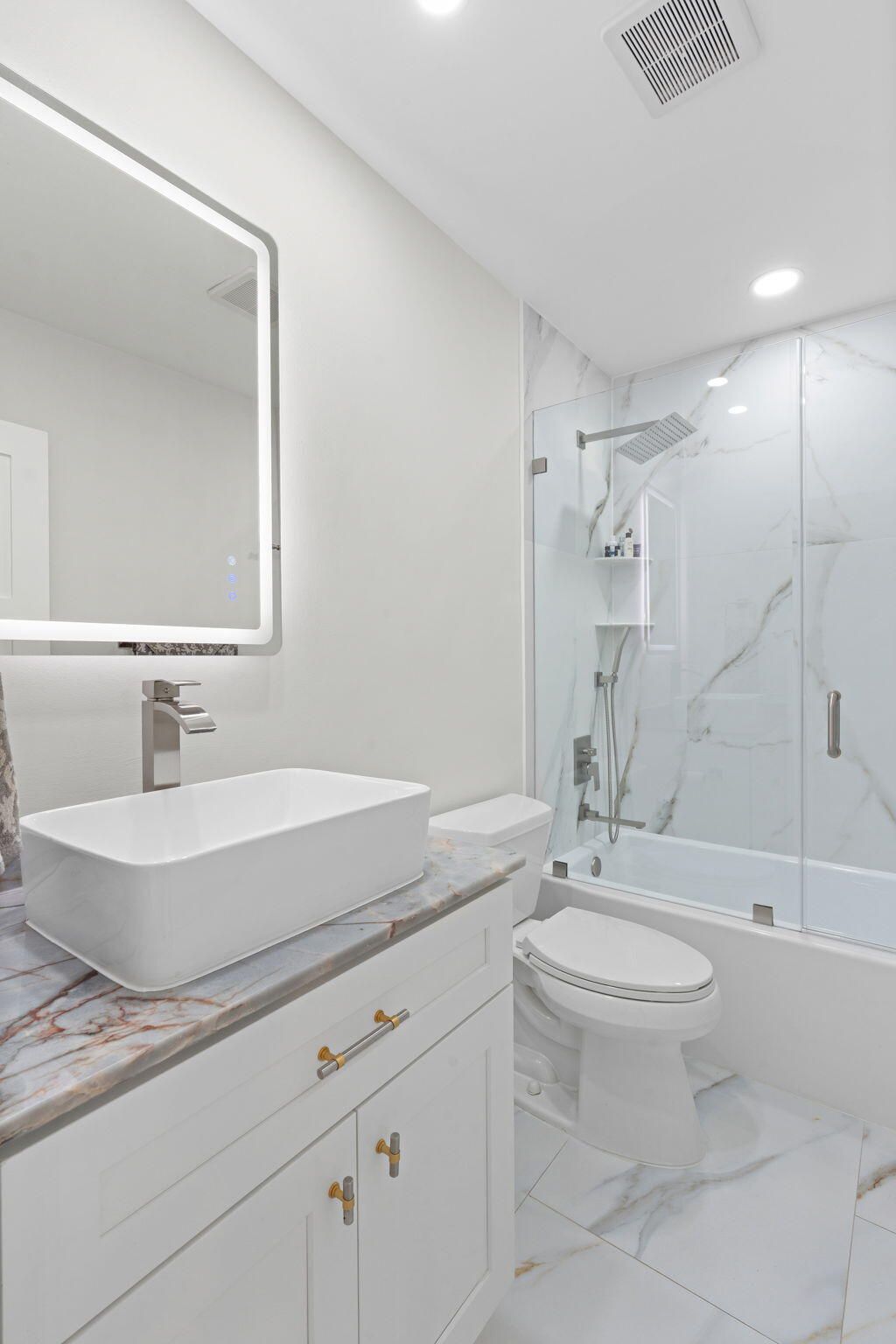 1114 W Cypress Drive, Unit V-8, Pompano Beach, FL 33069 Photo