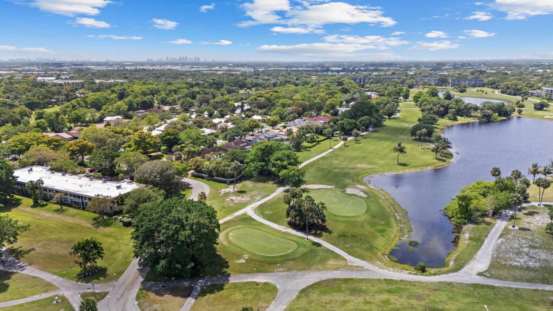 1114 W Cypress Drive, Unit V-8, Pompano Beach, FL 33069 Photo