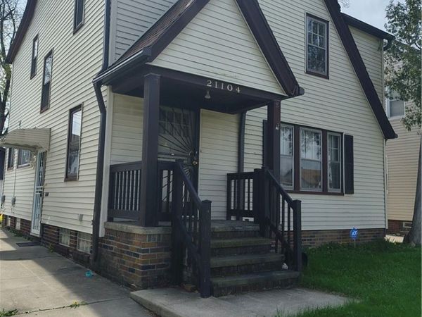 21104 Clare Avenue , Maple Heights, OH 44137