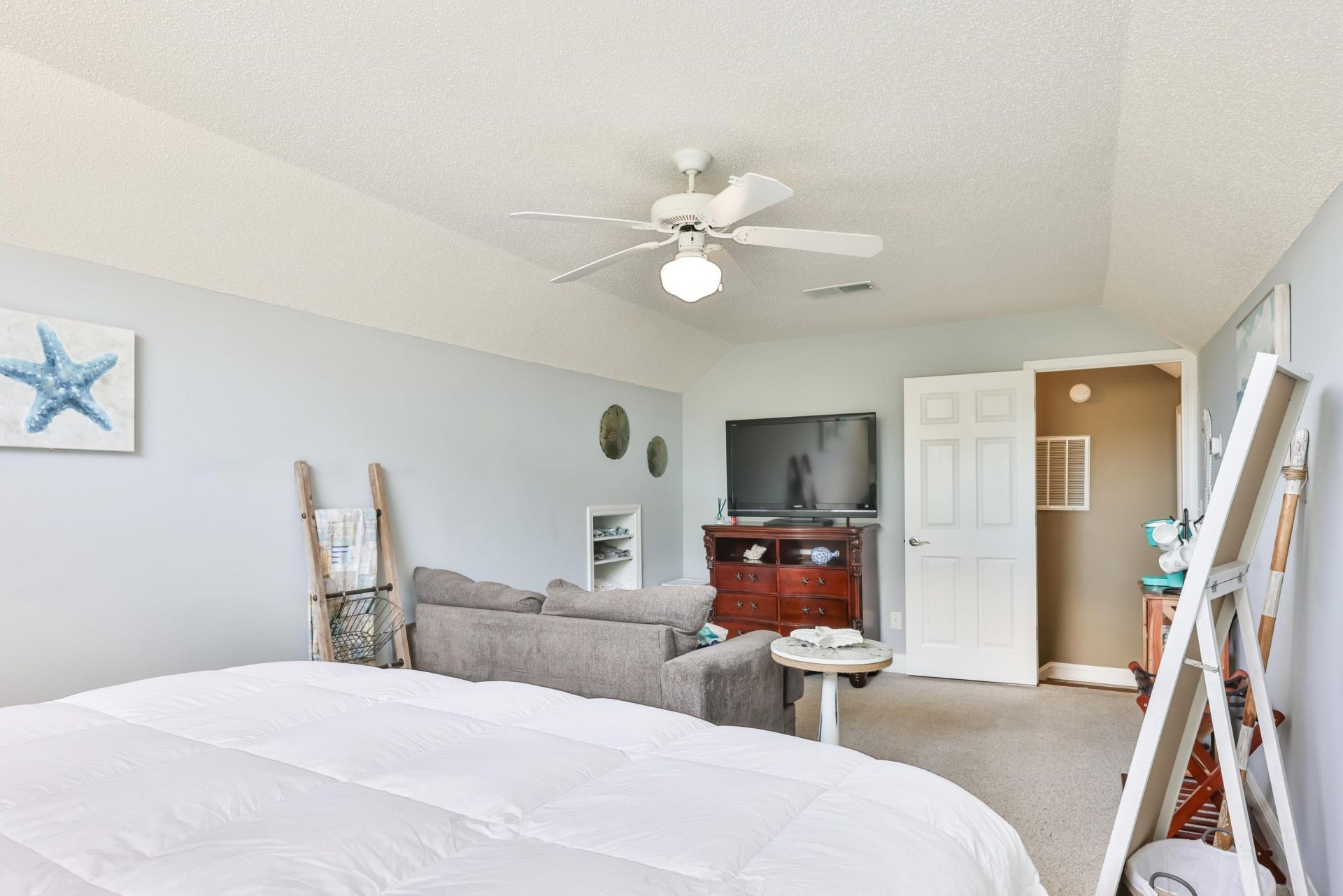 4840 Seabreeze Ln.  Photo 15