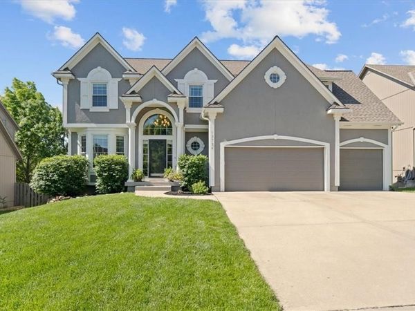 13714 Cody Street, Overland Park, KS 66221