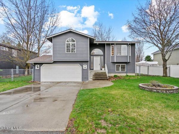 10665 N OXFORD DR , Hayden, ID 83835