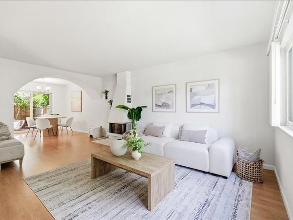 436 Sierra Vista Avenue, Unit 8, Mountain View, CA 94043