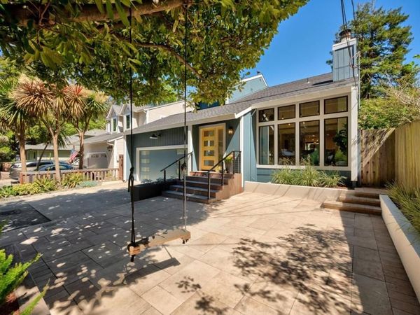 215 Nataqua Avenue, Pacifica, CA 94044