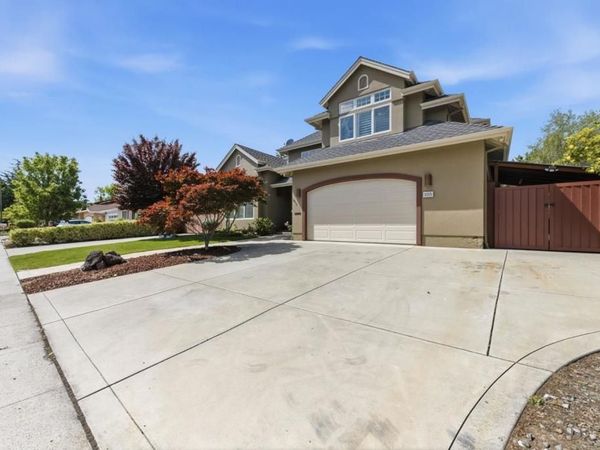 105 Calle El Padre, Los Gatos, CA 95032